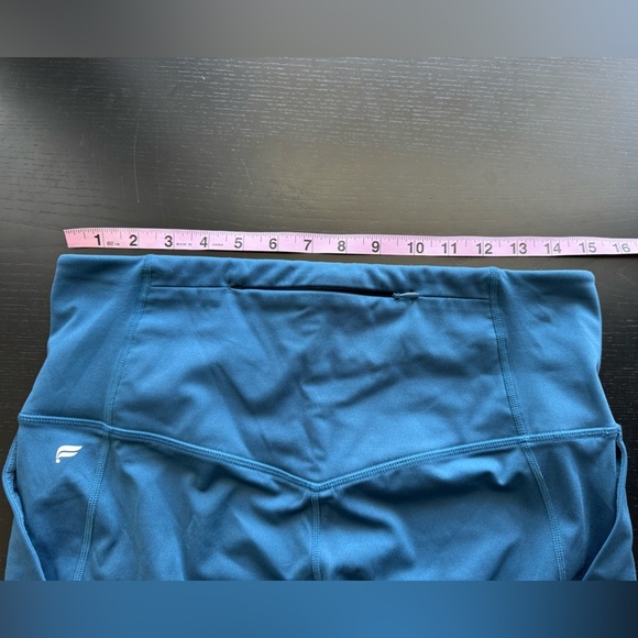 Blue Fabletics Leggings Size Large with Pockets No Front Seam - Picture 4 of 4